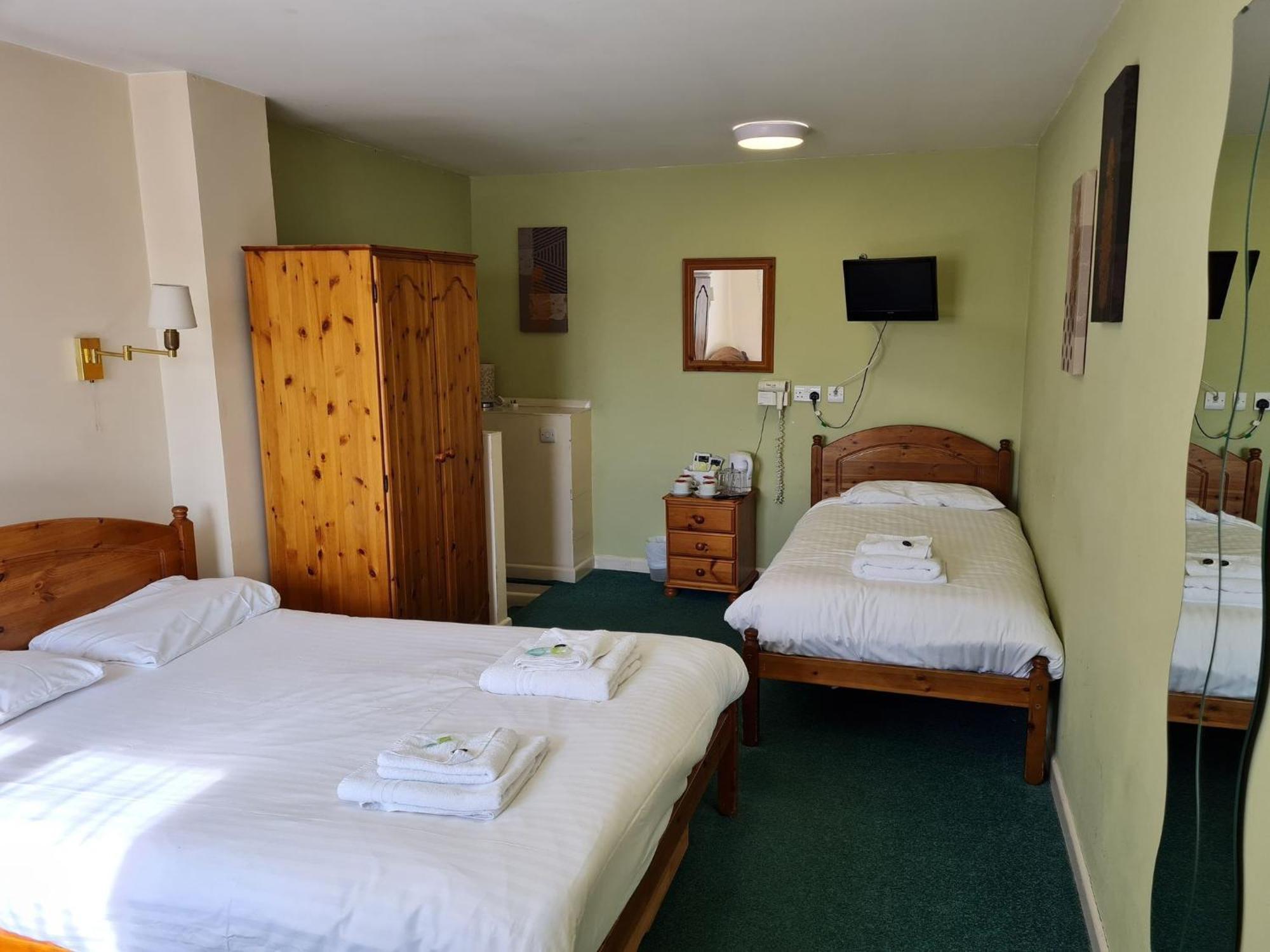 The Blue Cow Otel South Witham Oda fotoğraf